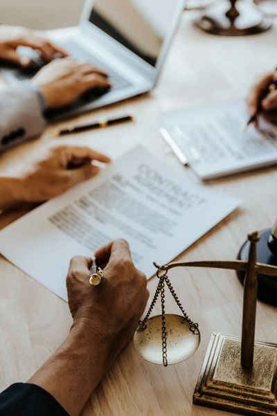 supporting pre-litigation investigations for attorneys in Hawaiʻi, 