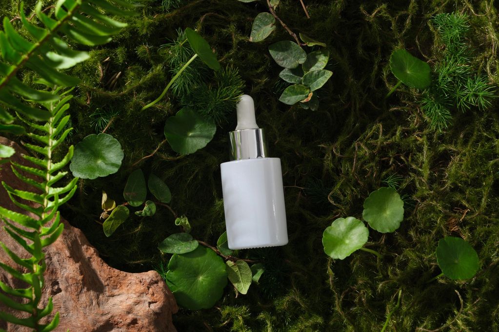 skincare private label. Powered by nature, engineered with pure actives we produce private label ser