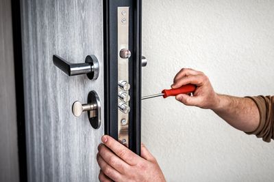 Lock fitting