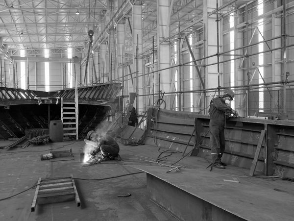 Trabalhos Navais e Industriais