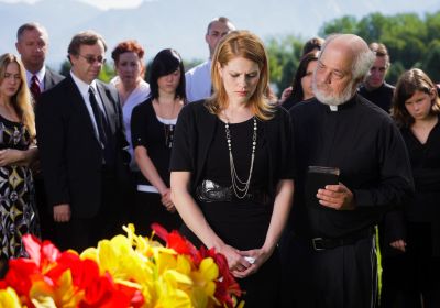 Comforting a pet owner during end-of-life moments