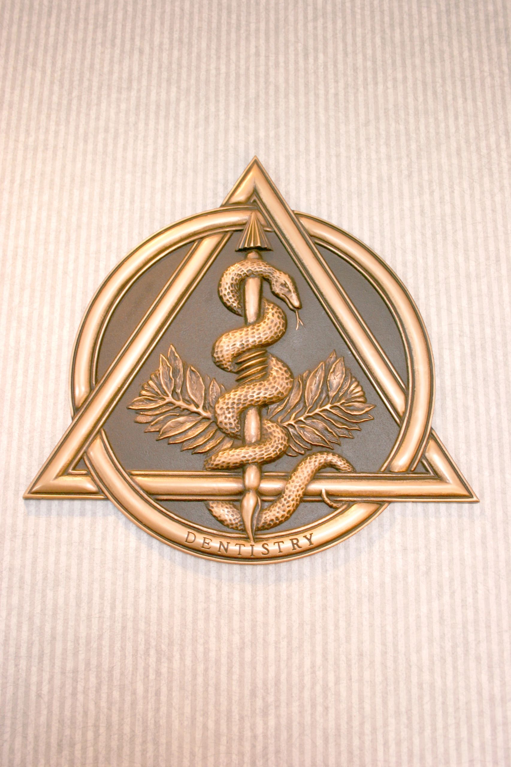 Dental Hygienist  logo