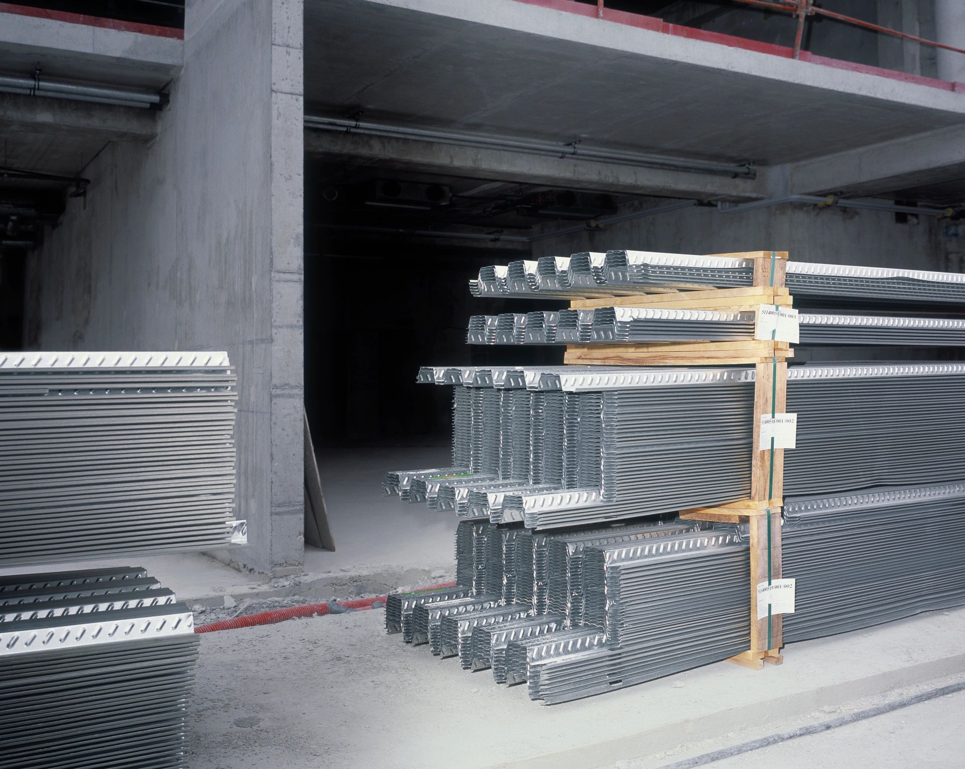 2026's Concrete Sleeper & Steel Retaining Walls