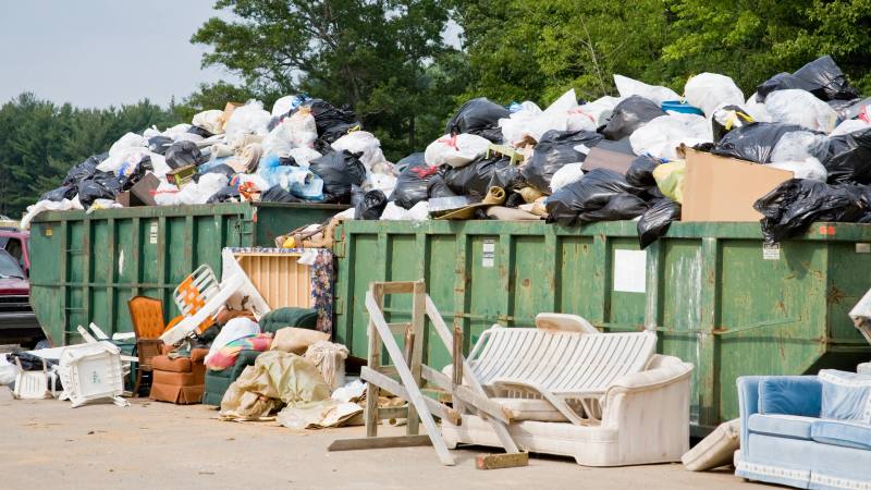 Cheap Junk Removal in Sainte-Marthe-sur-le-Lac