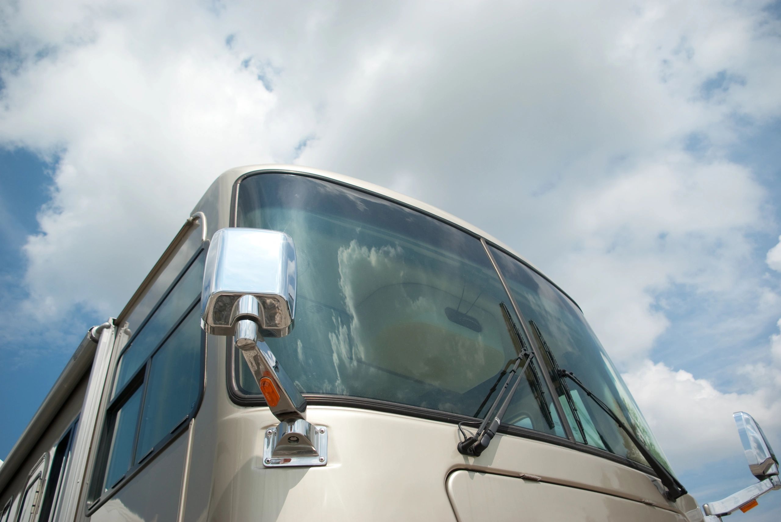 Elite RV Glass | Quality Glass Products & RV Windshield Repair