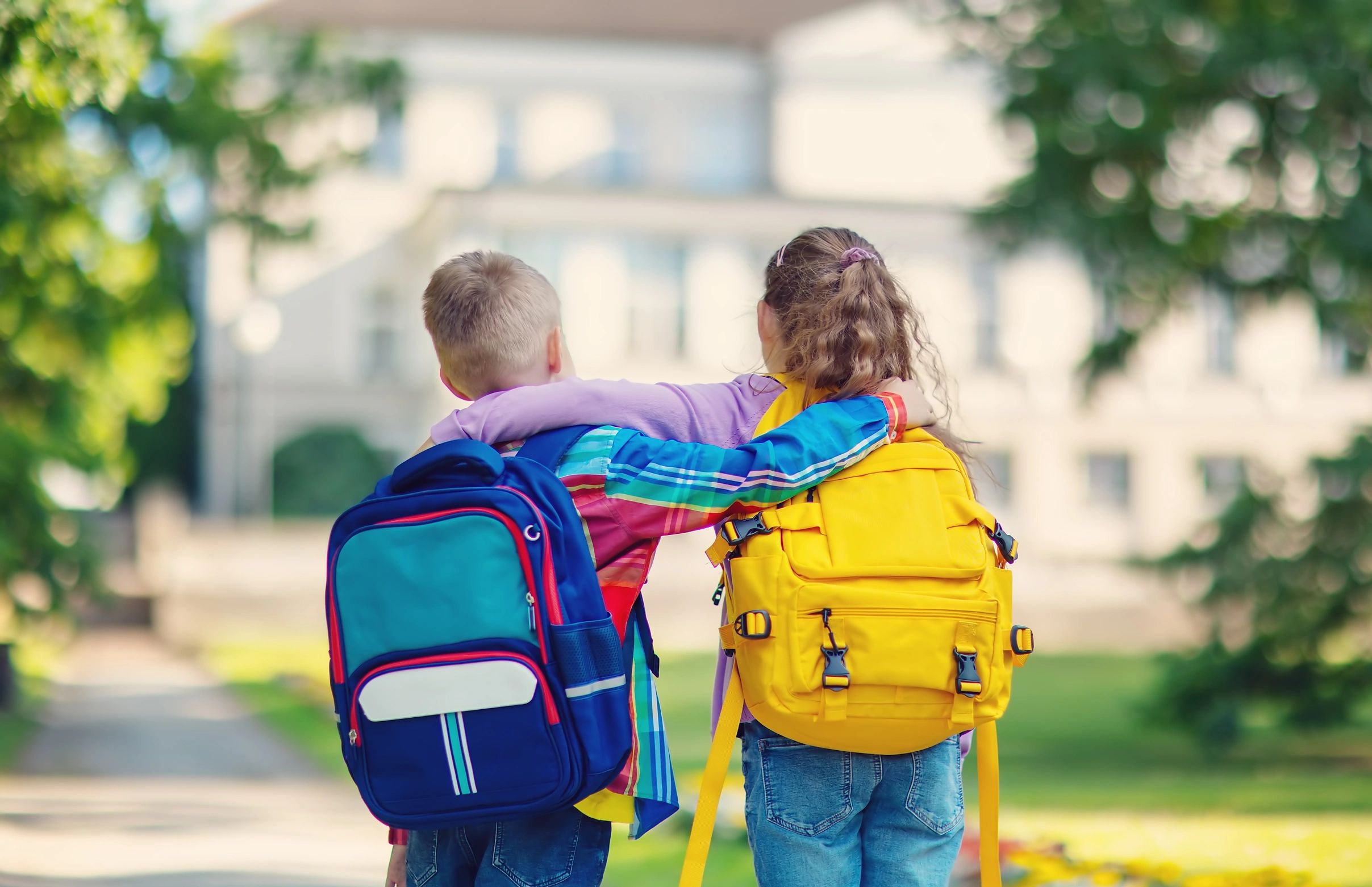 Kids with backpack.