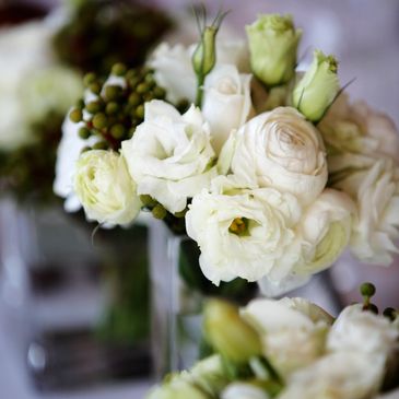 White Bouquet of flowers