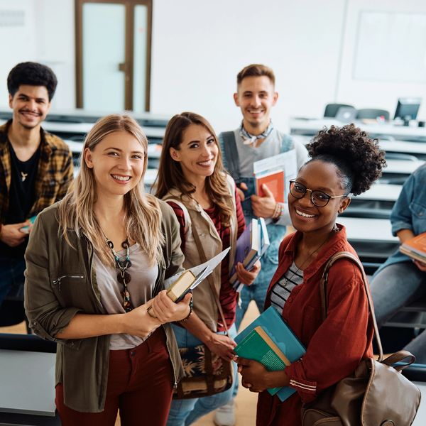 Estudia y trabaja en el extranjero