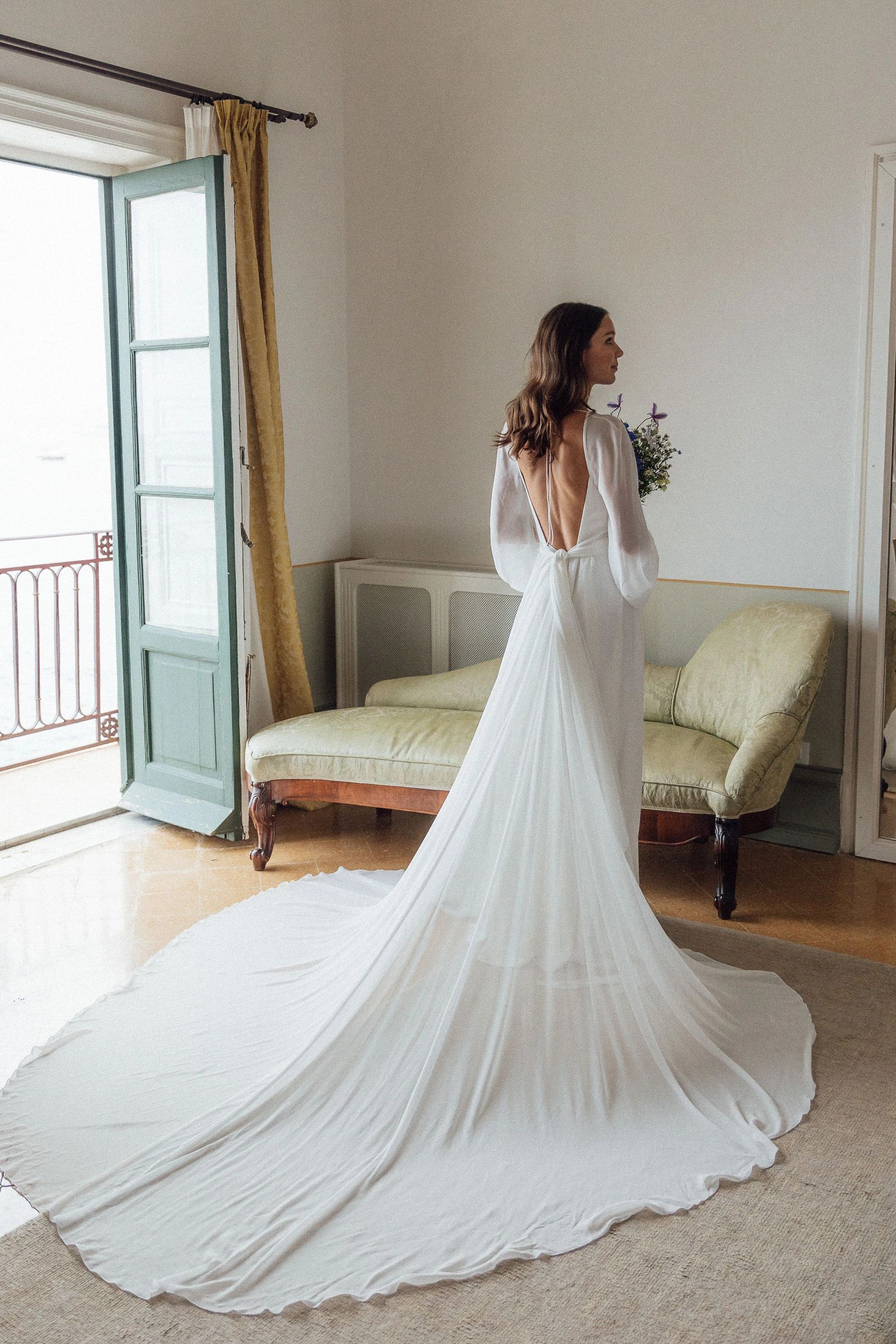 Bridal gown fitting: confidence in every stitch.