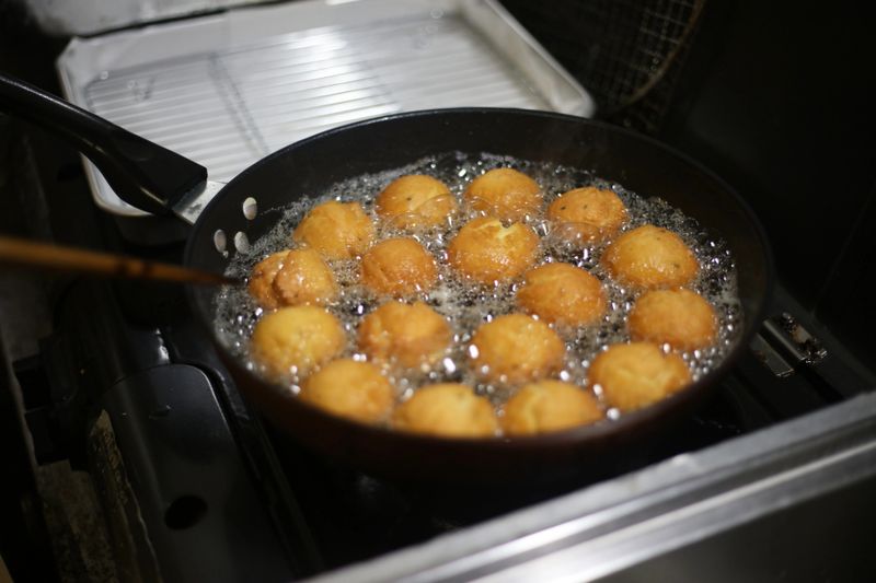 How to make sata andagi