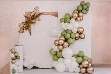 Balloon Garland for event decorating in Jupiter, FL. Palm Beach County