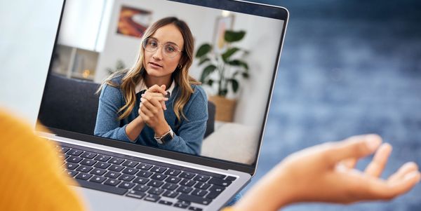 Detailed aerial city map showing urban layout, roads, and green spaces.