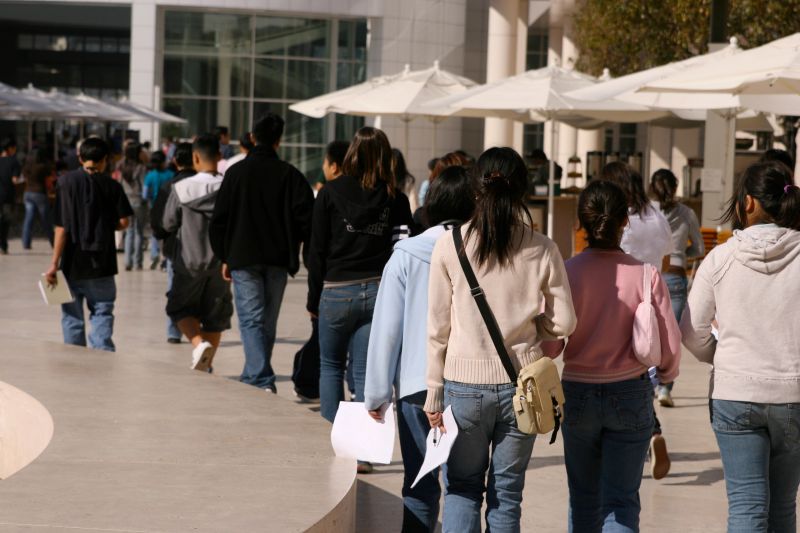 Students on field trip head home