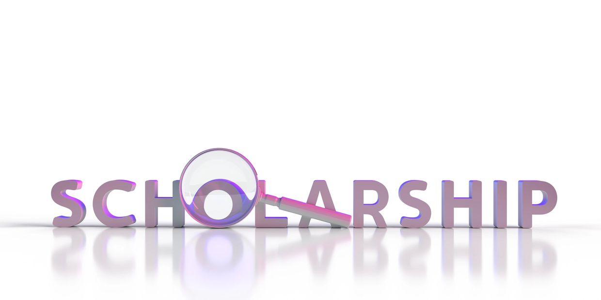 Magnifying glass over the letter O in the word SCHOLARSHIP.
