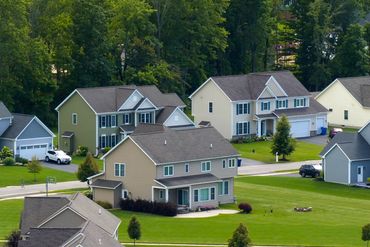 edmonton property market,buy a house edmonton 2025,edmonton housing market update,best neighborhoods edmonton,edmonton real estate prices 2025,low cost homes edmonton,edmonton real estate opportunities,edmonton housing market analysis