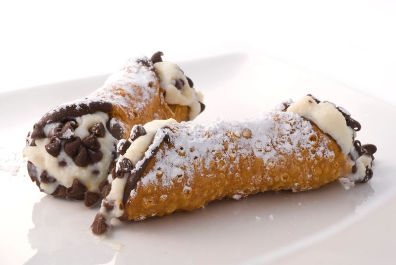 cannoli on a plate