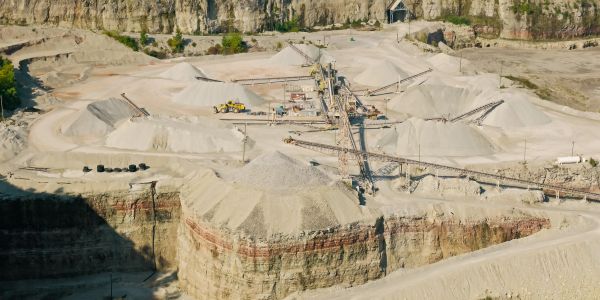 Stone Expert in Underground Quarries, Marble Consulting.