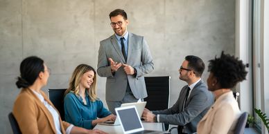 Coaching leadership team improve alignment, accountability and execution