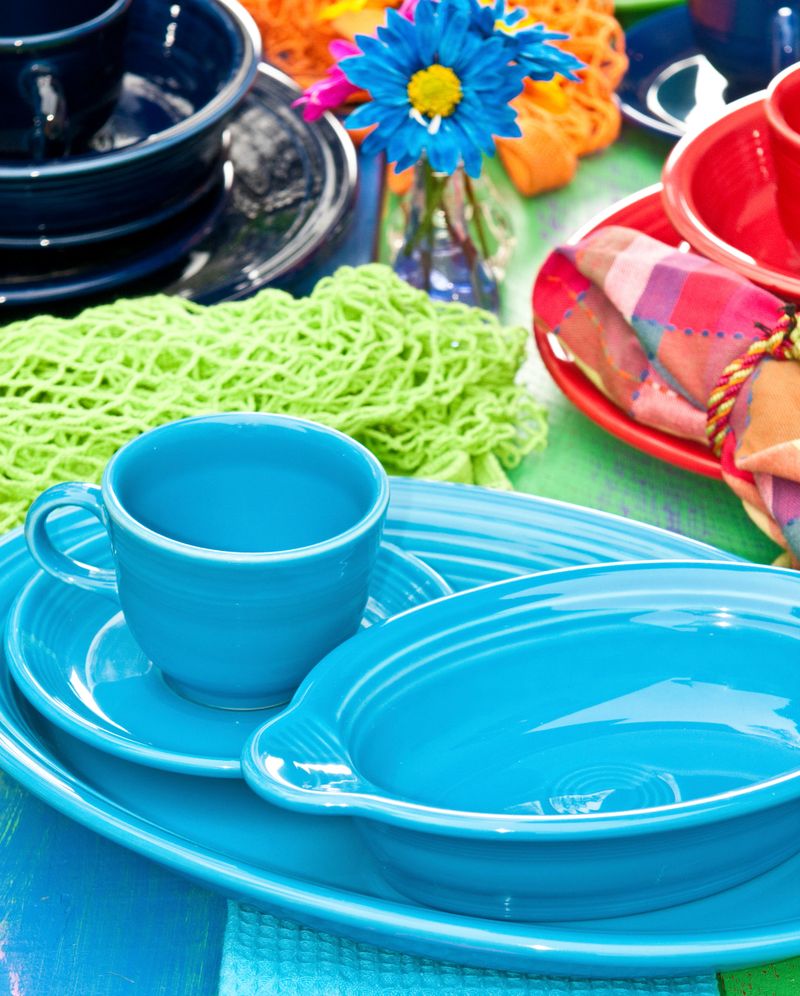 Colorful Vintage dishware  for outdoor picnicColorful Vintage dish ware  for outdoor picnic