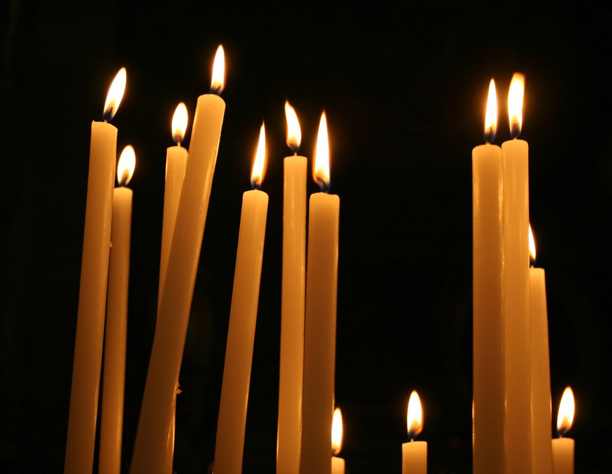 Holy Week and Easter schedule with masses and services from March 28 to 31.