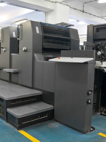 máquina de imprenta usada marca Heidelberg 4 colores.