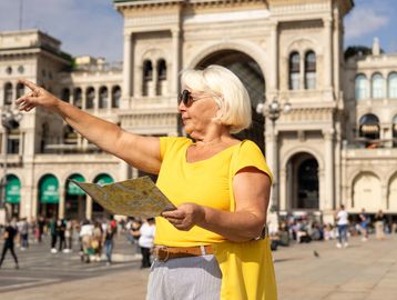Independent Traveller with some assistance abroad on city break