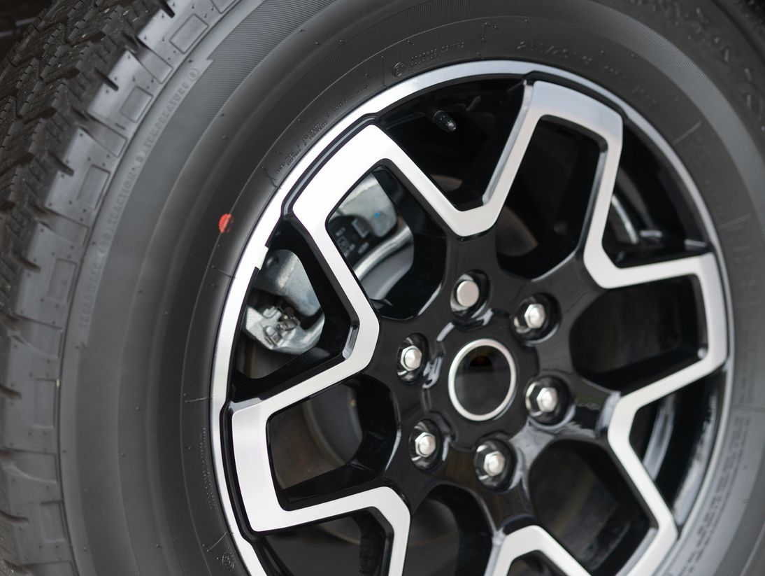 24 Seven Trucks and Trailers Parts