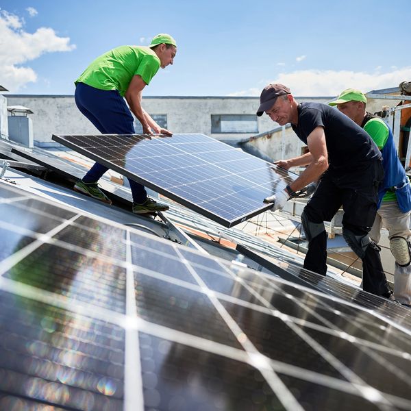 Installing solar power system and solar battery