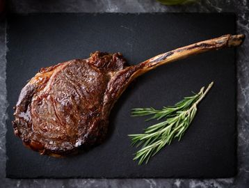 Tomahawk Steak 32 oz