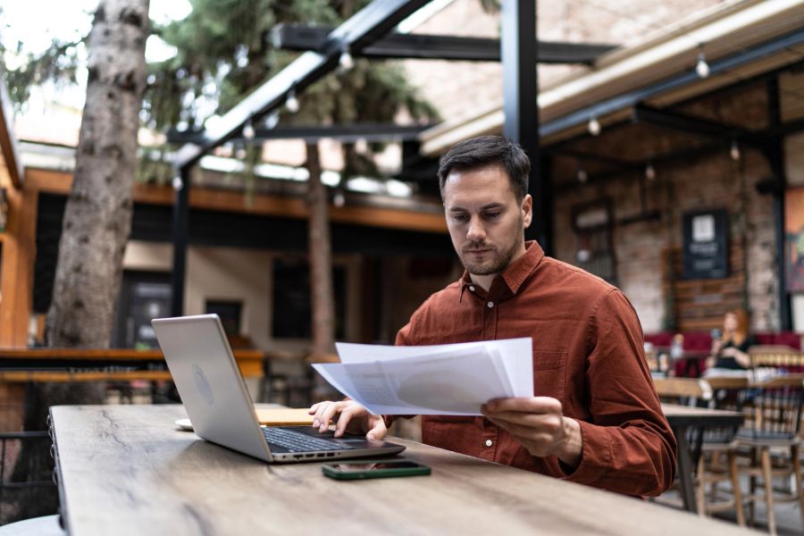 AI for Freelancer Admin and Finance in Australia: Spend Less Time on Paperwork