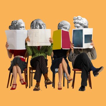 Four seated people with classical statue heads symbolizing team dynamics 