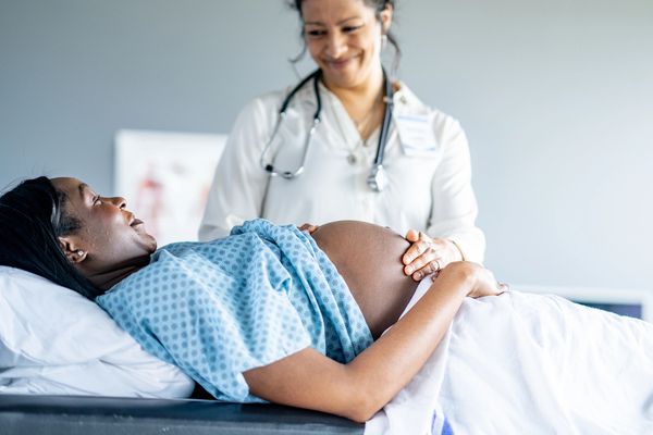 A mother with a fetus with gastroschisis getting care at the Grant Scott Bonham Fetal Center in Utah