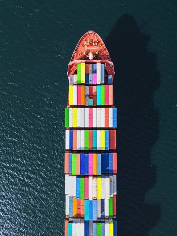 photo container ship