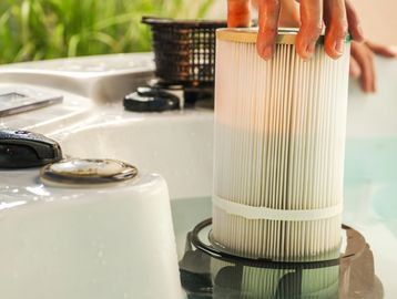 TheraSpa Spa RepHresh Program deep‑cleaning and restoring hot tub water clarity via a Drain & Clean