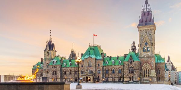 Colline du Parlement à Ottawa, symbole de la représentation pancanadienne du CCRCC.