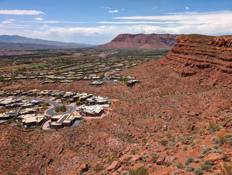 View from Paradise Rim Trail in St. George, Utah