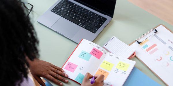 laptop diary planner pen