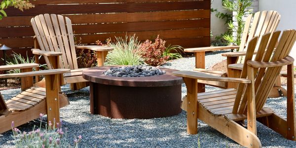 Firepit 
Backyard
Landscape
Hardscape 
Fence
Installation 