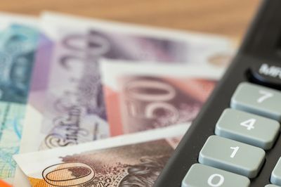 cash and calculator -passive income