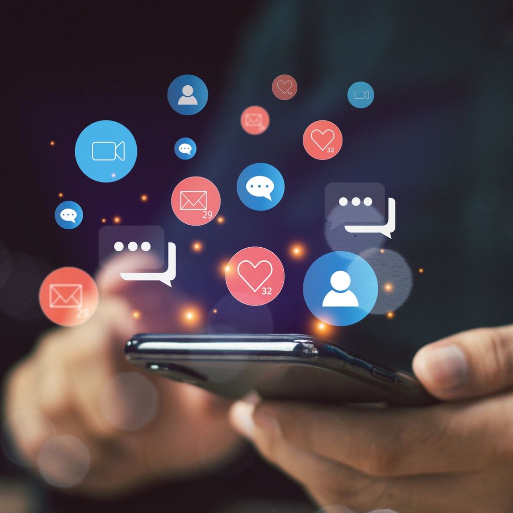 With 20 plus years expertise & qualifications in areas such as SEO, PPC, Website Development & Graph