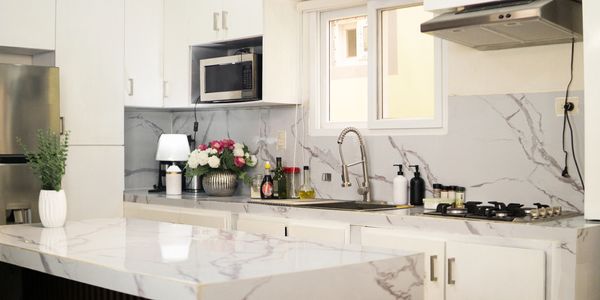 Quartz countertop