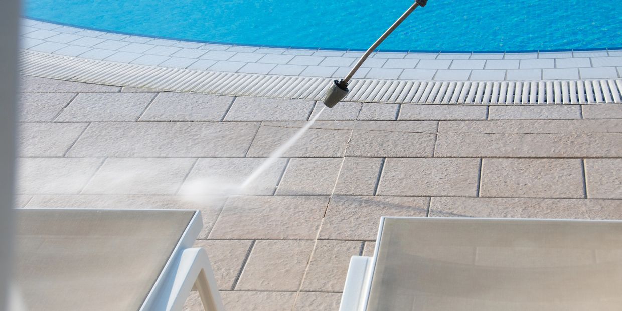 pool deck, pool enclosure cleaning