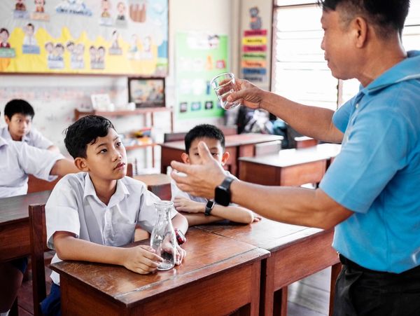 Courses for teaching special needs and professional development in education for teachers