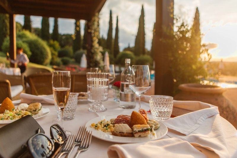 Luxury travel restaurant dining locations in Italy