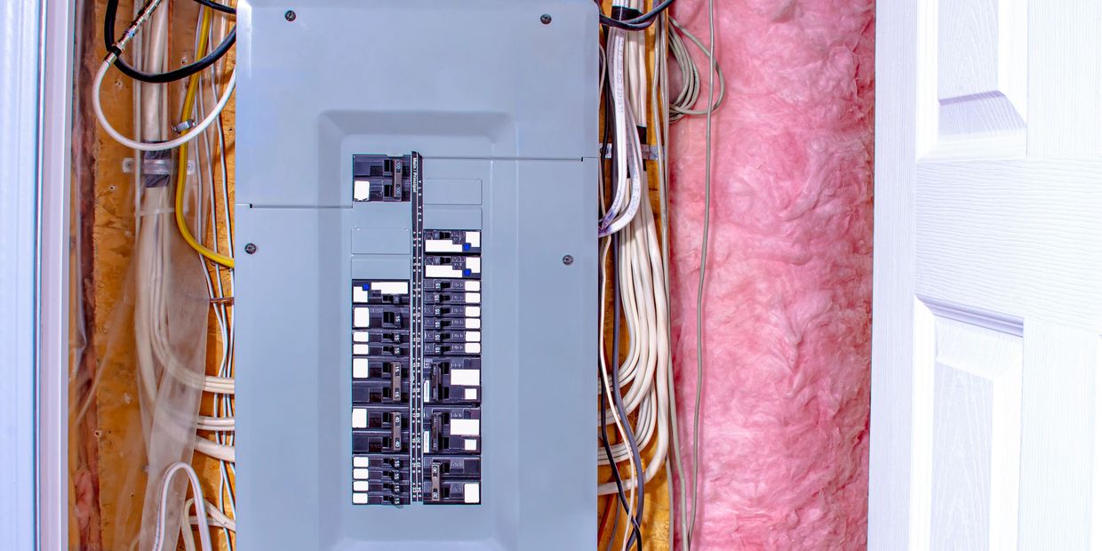 Panel replacement, FPE panel, Zinsco panel, rusted panel, Dimming Lights,  buzzing sound, hot panel.