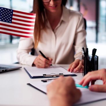 E-2 investor visa
E-2 visa application process
E-2 visa business investment
E-2 visa attorney abogad