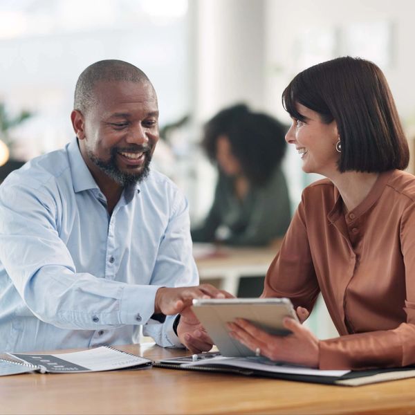 Anchored in real-world leadership and discipline, you’ll get a thoughtful process and steady guide.