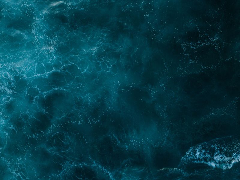 Full Frame Shot Of Sea