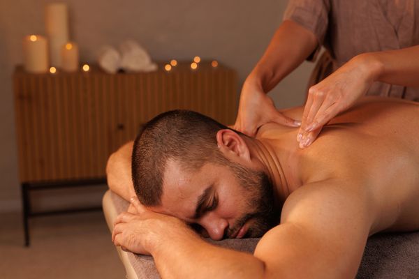 Enjoy soothing massages at Royal Oasis Spa Dharampeth, Nagpur, that cater to your every need.