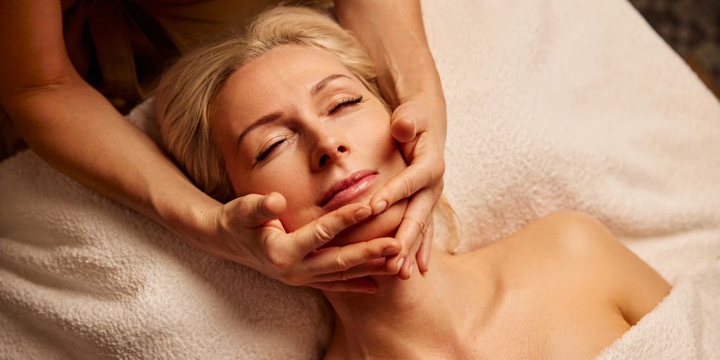 Custom Facial 